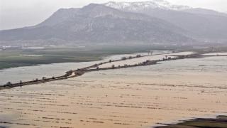 Kurutulan 'antik' göl, son yağışlarla hayat buldu