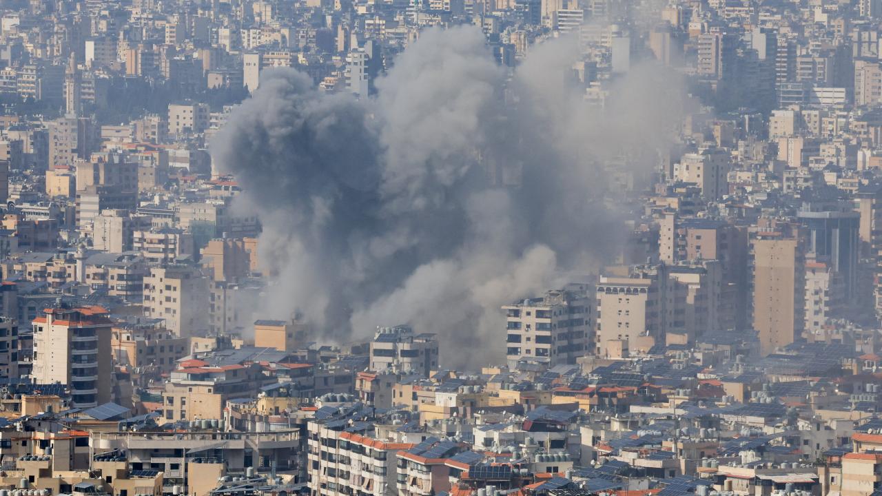 İsrail ordusu Lübnan’a saldırıyı genişletiyor: 30 beldeye saldırı tehdidi
