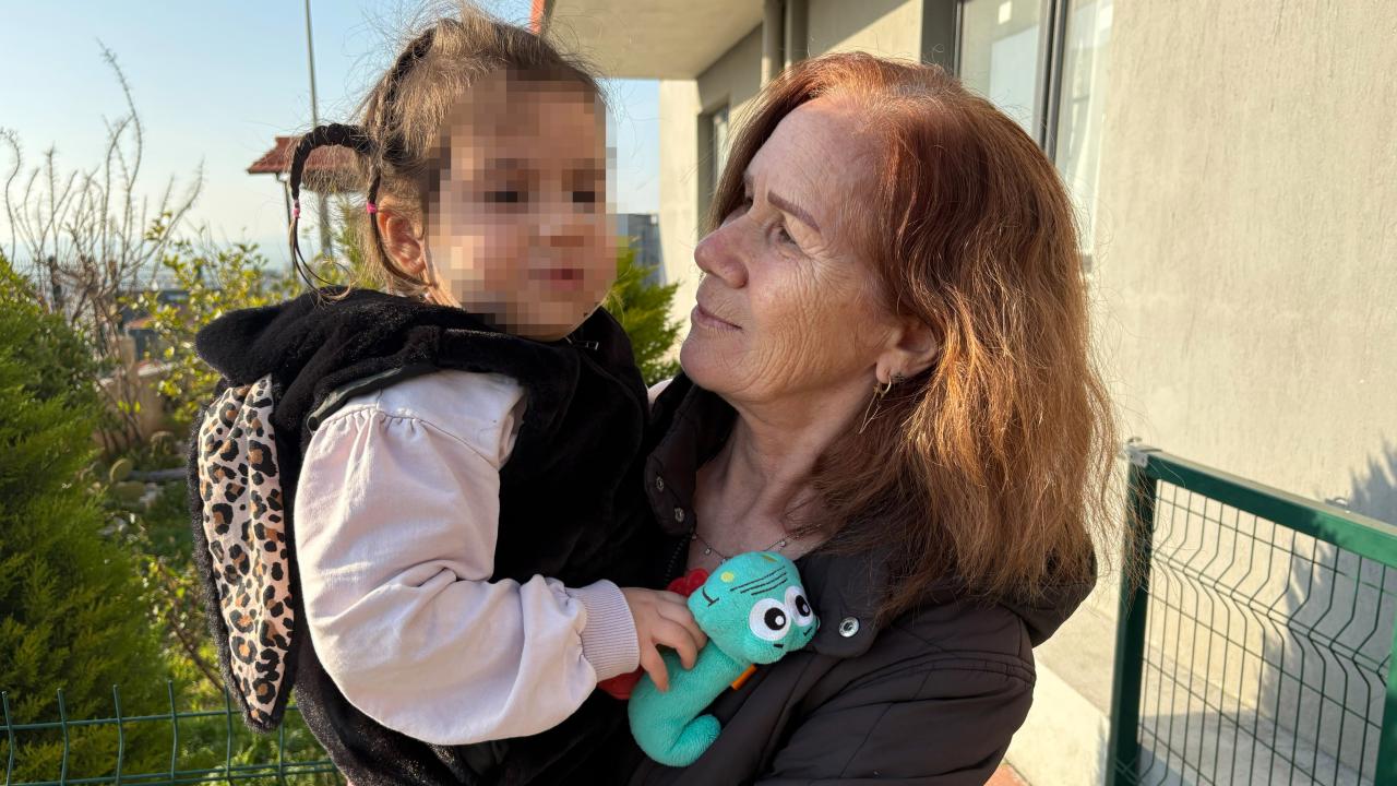 İzmir’de köpek dehşeti: 3 yaşındaki Ada yüzünden yaralandı