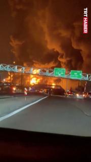 ABD ve İsrail, İran’ın başkenti Tahran’da petrol depolarını hedef aldı