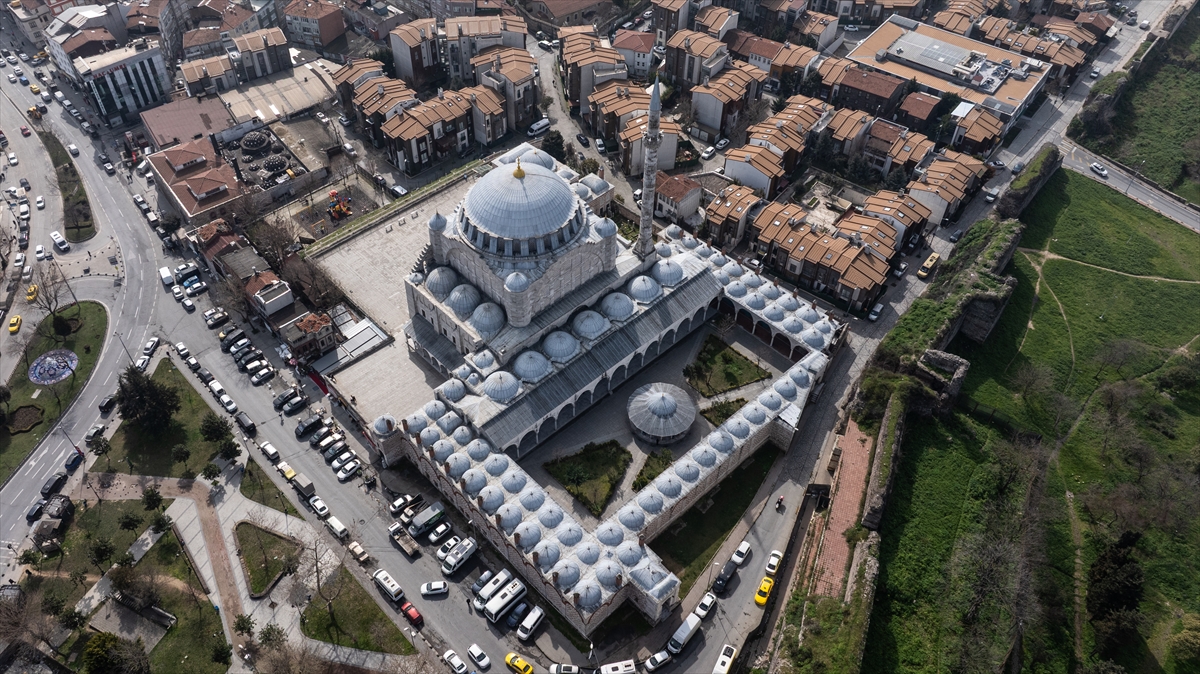 Selatin camilerin kasrı