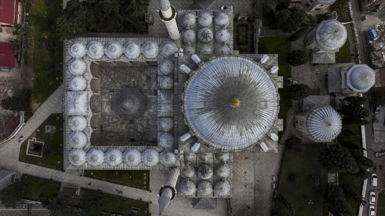 Erken Osmanlı mimarisinden klasik döneme geçişin izleri