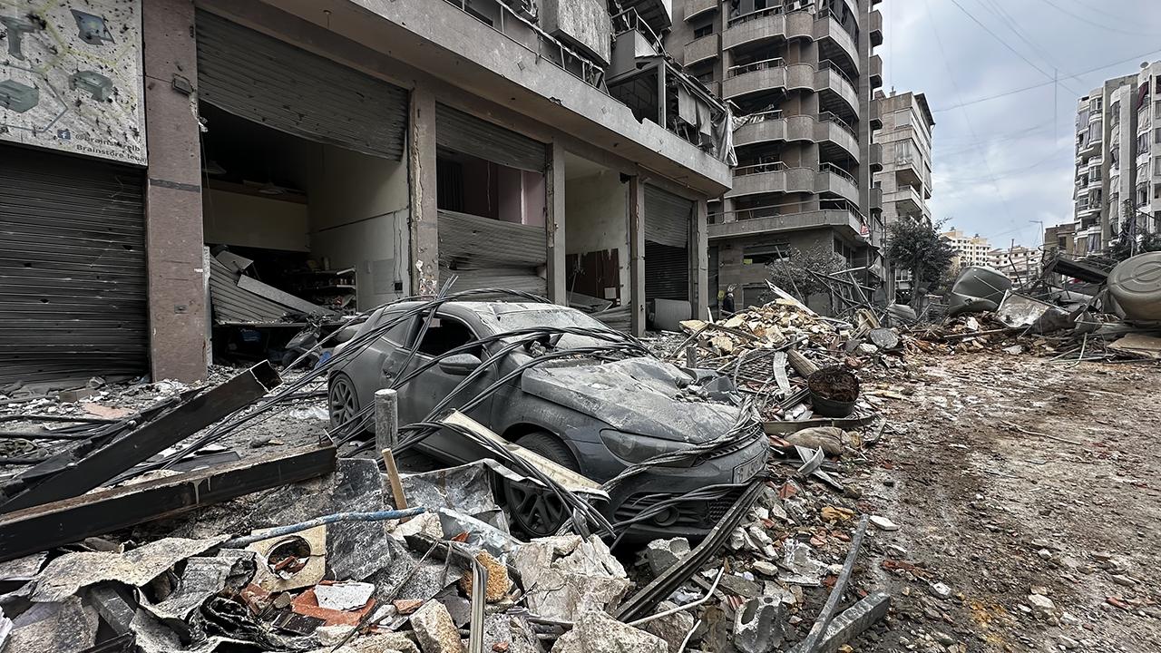 İşgalci İsrail yüzünden sokakta uyuyorlar