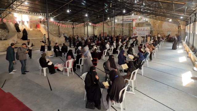 Gazze'de 120 kişi Kur’an’ı tek oturumda hatmetti