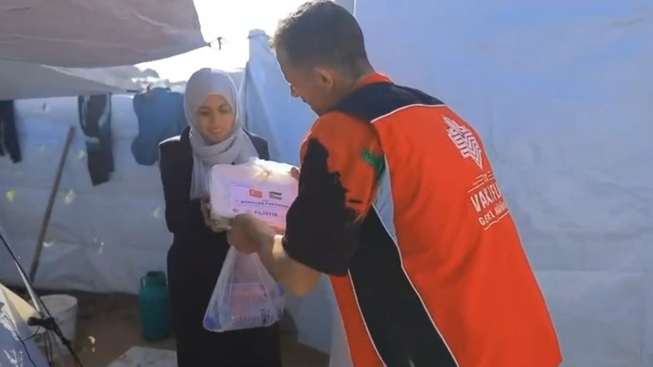 Vakıflar Genel Müdürlüğünden Gazze’ye 290 bin kişilik iftar desteği