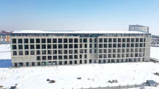 Ağrı'da sismik izolatörlerin kullanıldığı 270 yataklı hastanenin inşası sürüyor