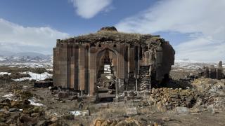 Anadolu'nun Kafkasya'ya açılan kapısı Kars ve Ardahan, kış turizminin uğrak noktası