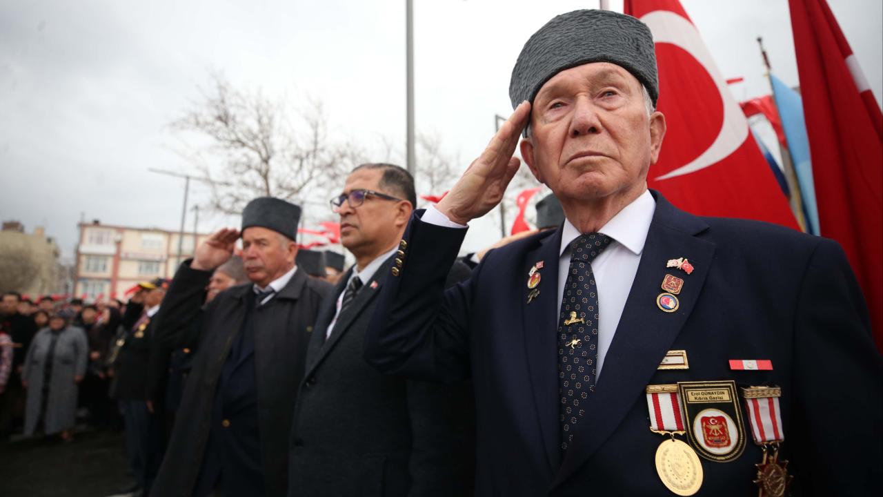 Çanakkale'de Deniz Zaferi'nin 111. yıl dönümü törenleri başladı