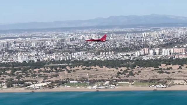 HÜRJET, Antalya'daki Testlerini Başarıyla Tamamlayarak Türkiye'nin Havacılık Gücünü Güçlendirdi