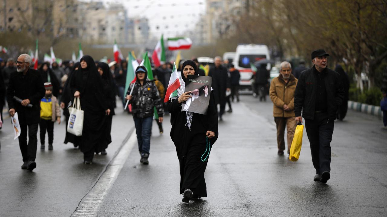 Tahran’daki Dünya Kudüs Günü yürüyüşü sırasında meydana gelen patlamada bir kişi hayatını kaybetti