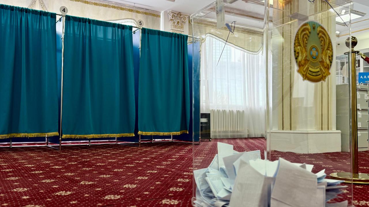 Kazakistanda halk yeni anayasaya 'evet' dedi