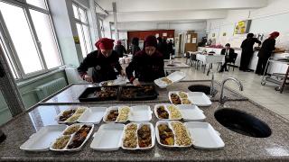 Elazığ'da gençlerden iftar dayanışması