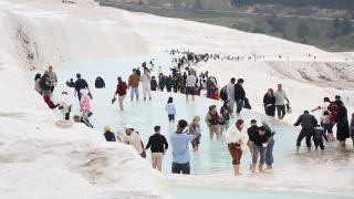 Beyaz cennette bayram yoğunluğu