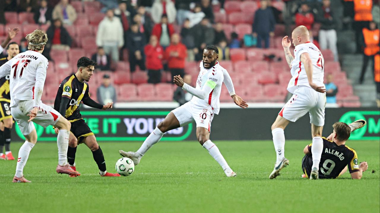 Samsunspor, Rayo Vallecano’ya evinde mağlup oldu