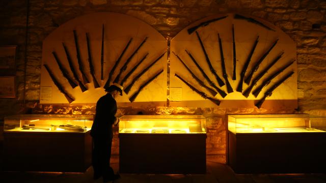 Şehit subayın 111 yıllık emanetleri Çanakkale Deniz Müzesi'nde sergileniyor