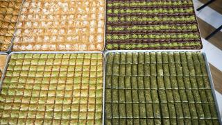 Tatlı ustaları bayram mesaisinde