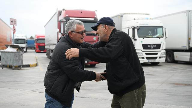 Kapıkule'deki TIR Şoförleri Ramazan Bayramı'nı Ailelerinden Uzakta Geçiriyor