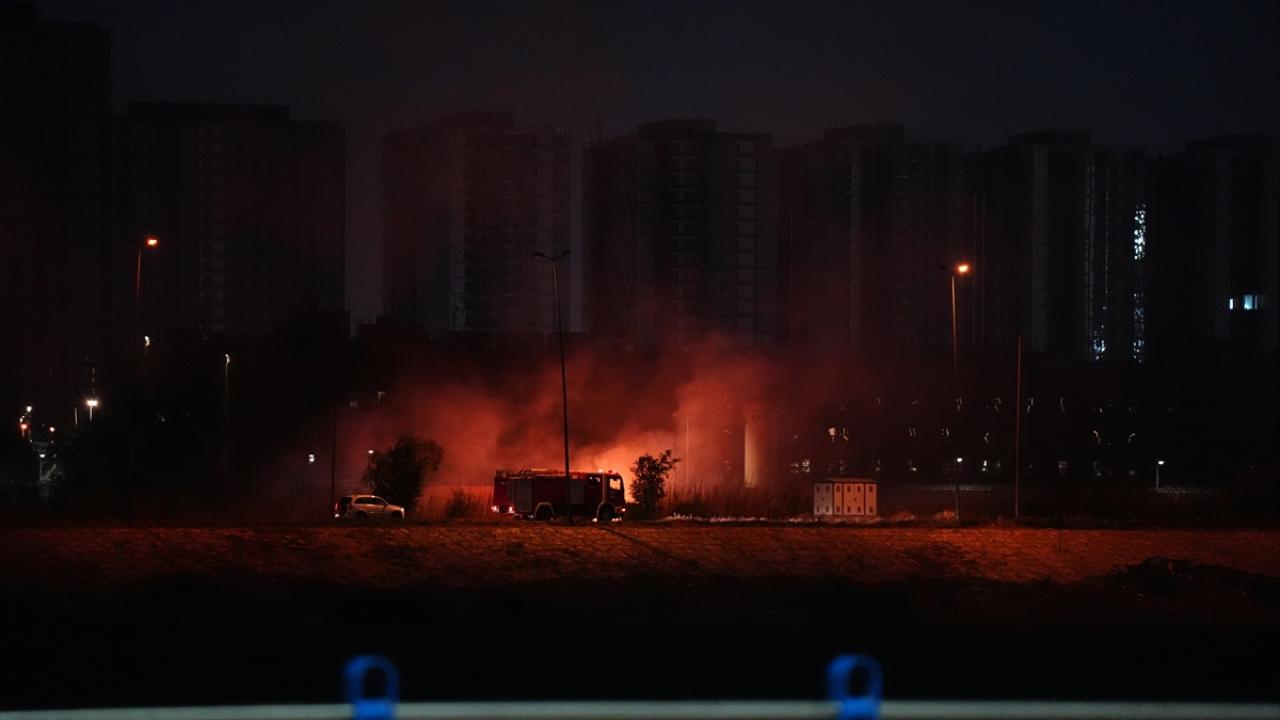 ABD'nin Bağdat Büyükelçiliği çevresinde İHA saldırısı sonrası yangın çıktı