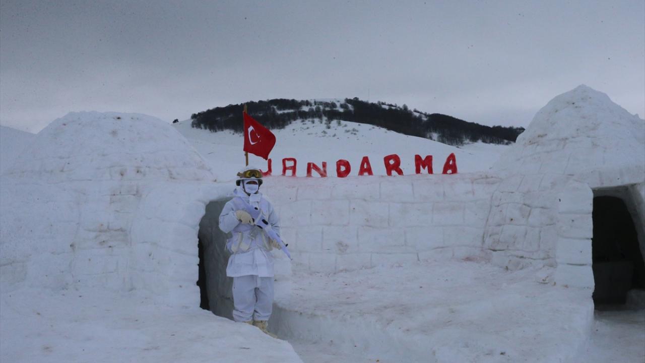 "Şanlı bayrağımızı sınır ötesinde de gururla temsil ettik"