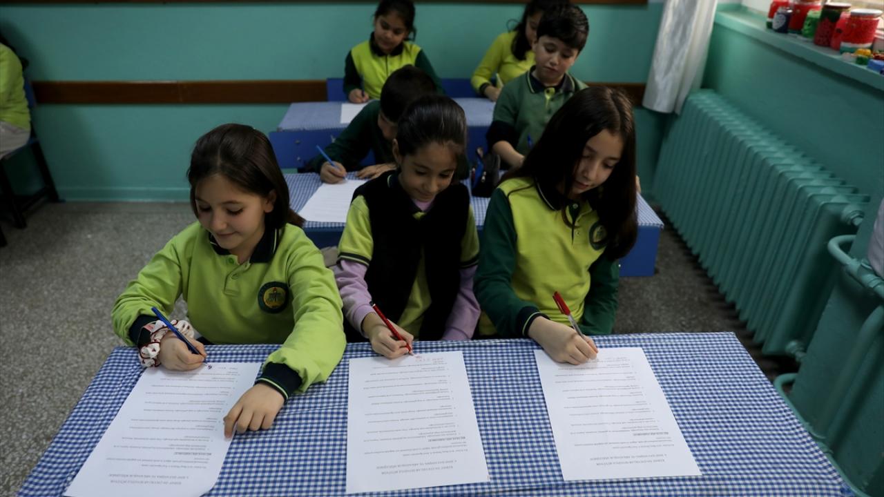 "Öğrenciler olarak bu sözleşmeden çok memnunuz"