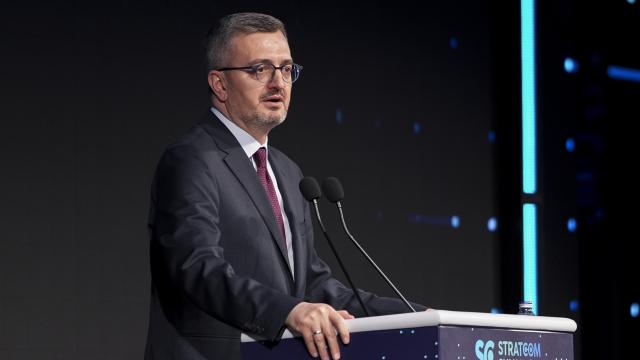İletişim Başkanı Duran: Ayasofya'dan yükselen ezanlar, inşallah ilelebet semalarımızda yankılanmaya devam edecektir haber görseli