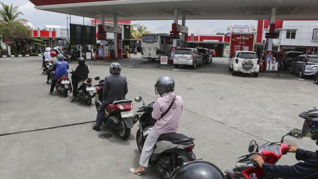 Endonezya'da akaryakıt fiyatları hızla yükseliyor