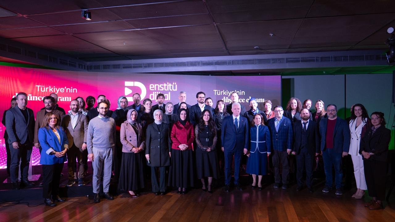 Sosyal bilimler alanında içeriklerin yer aldığı Enstitü Dijital tanıtıldı