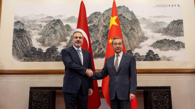 Dışişleri Bakanı Hakan Fidan, Çinli Mevkidaşı ile Bölgesel Gelişmeleri Görüştü