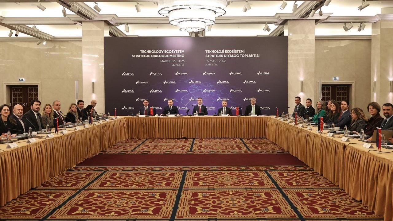 Bakan Kacır: Yapay Zeka Stratejimizin önceliklerini paydaşlarımızla belirliyoruz