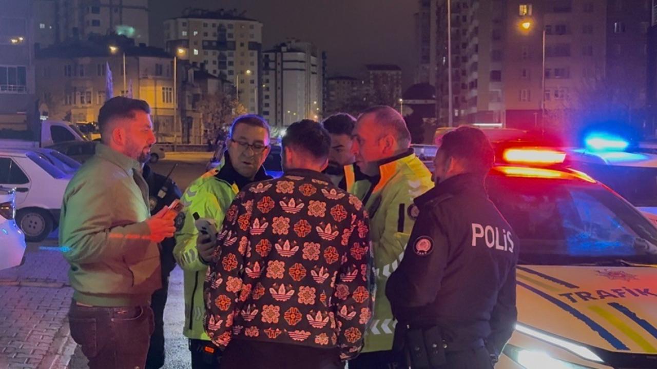 Kayseri'de Polisten Kaçan Alkollü Sürücülere Para Ceza Kesilmiştir