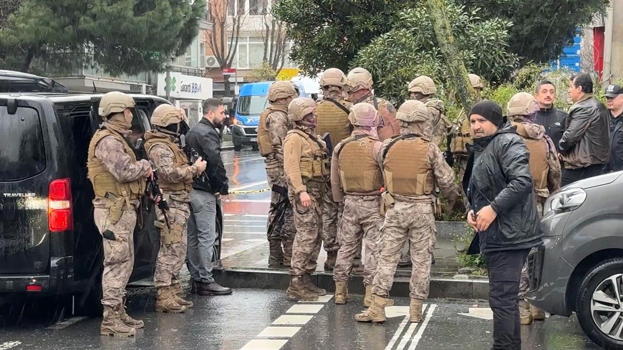 Banka şubesinde korku dolu anlar: Eski çalışandan soygun girişimi