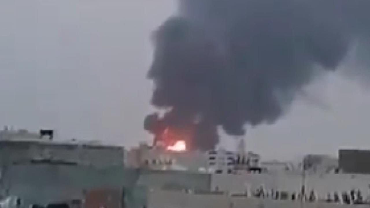 Bahreyn'de İran saldırısı sonucu yangın söndürüldü