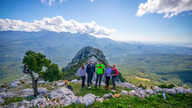 Bodrumkaya Tepesi doğaseverleri ağırlıyo