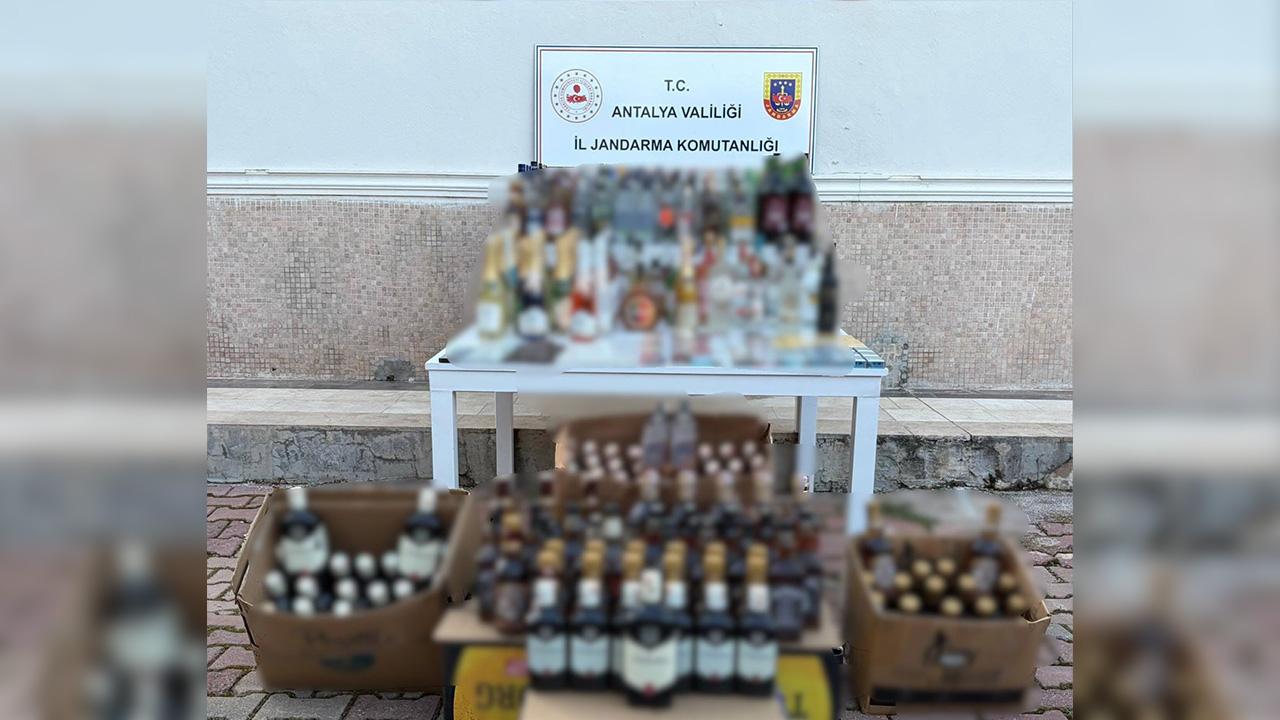 Antalya'da kaçak alkole geçit yok: 1150 litre ele geçirildi