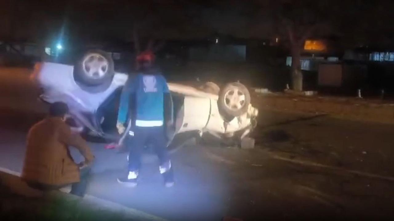 Şanlıurfa'da iki otomobil birbirine girdi: 2 ölü, 2 yaralı