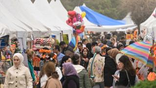 Adana'da 14. Uluslararası Portakal Çiçeği Karnavalı sürüyor