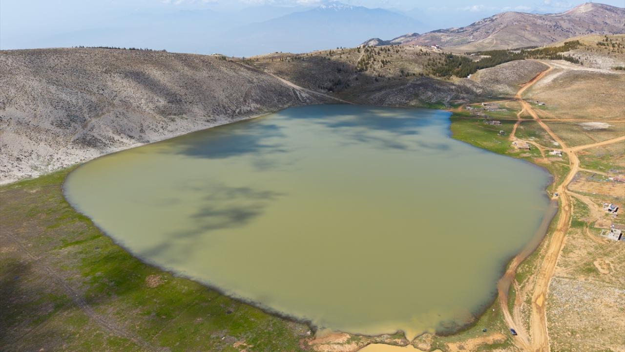 Kahramanmaraş'ta Karagöl yağışlarla yeniden hayat buldu