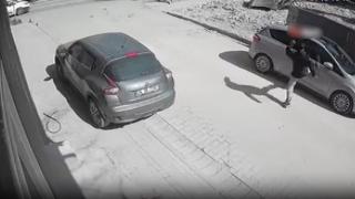 Park halindeki araçlara saldıran şüpheli tutuklandı