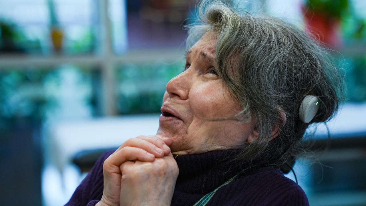 10 yıl sonra gelen duyma sevinci