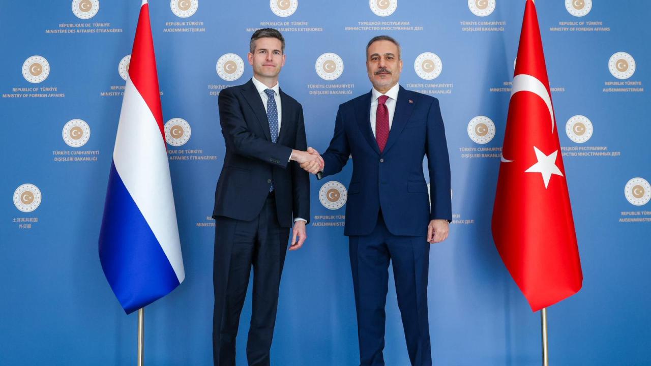 Bakan Fidan, Hollandalı mevkidaşı Berendsen ile bir araya geldi