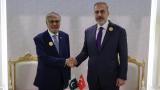 Bakan Fidan, Pakistanlı mevkidaşı Dar ile görüştü