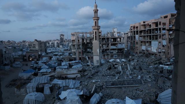 Gazze’de kampüsler artık sığınak