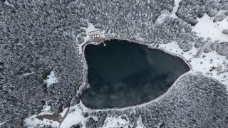 Karagöl Sahara Milli Parkı kar yağışıyla beyaza büründü