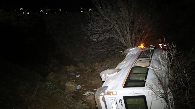 Malatya'da maden işçilerini taşıyan minibüs devrildi: 2 ölü, 10 yaralı