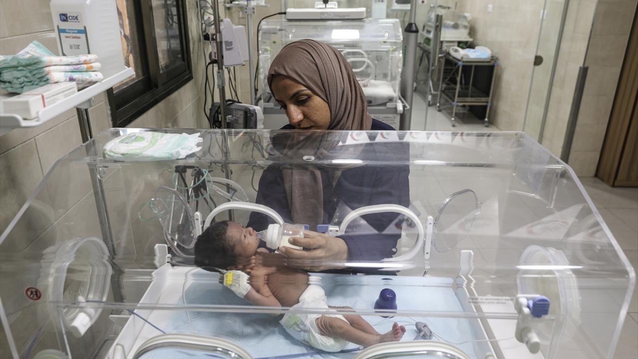 Gazze’de prematüre bebekler yetersiz imkanlarla yaşam mücadelesi veriyor