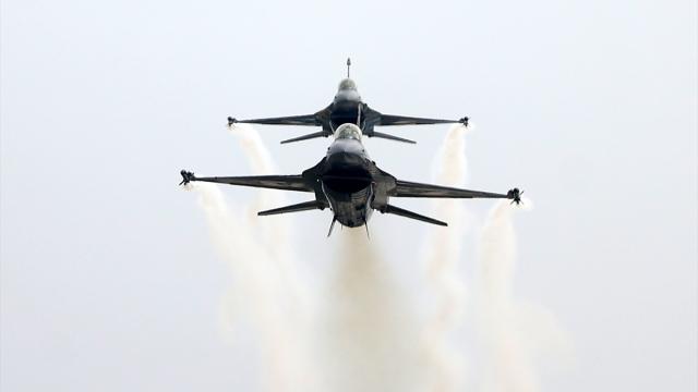 Konya'da, SOLOTÜRK'ün 15. yılına özel uçuş gerçekleştirildi