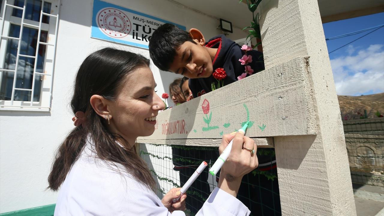 "Büyük kızım babasının, küçük kızım benim öğrencim"