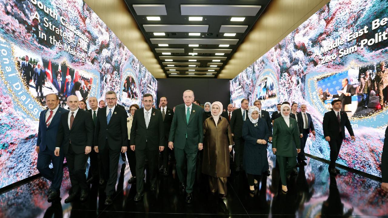 Emine Erdoğan'dan Antalya Diplomasi Forumu'na ilişkin paylaşım: