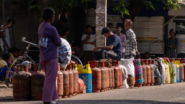 Hürmüz Boğazı’ndaki aksamalar nedeniyle Hindistan'da enerji sıkıntısı devam ediyor