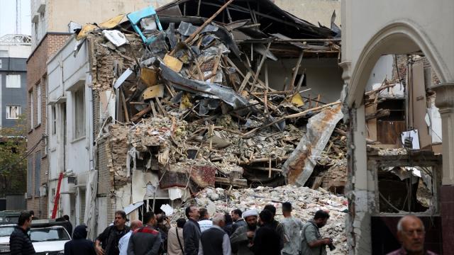 ABD-İsrail saldırılarında hasar gören Rafi Nia Sinagogu'nu görüntülendi